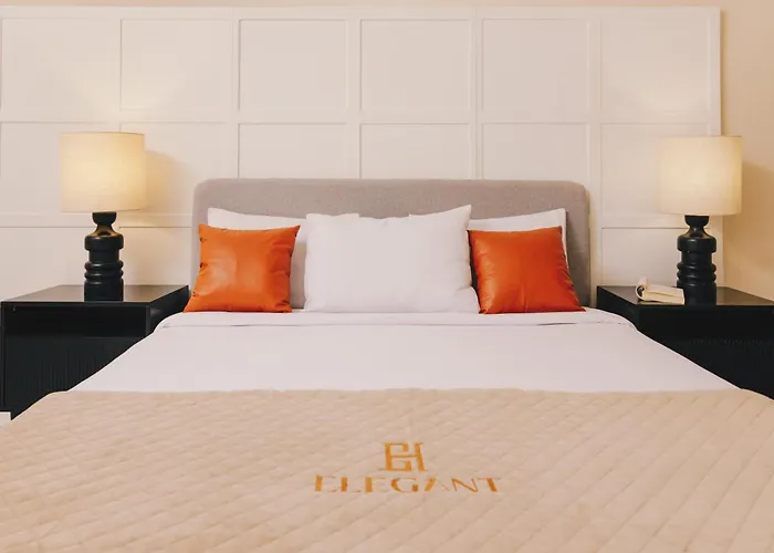 Vida By Elegant Hospitality - Near Malls
